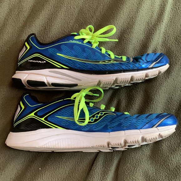 Saucony men’s athletic shoes.  Size 11. - Picture 2 of 4